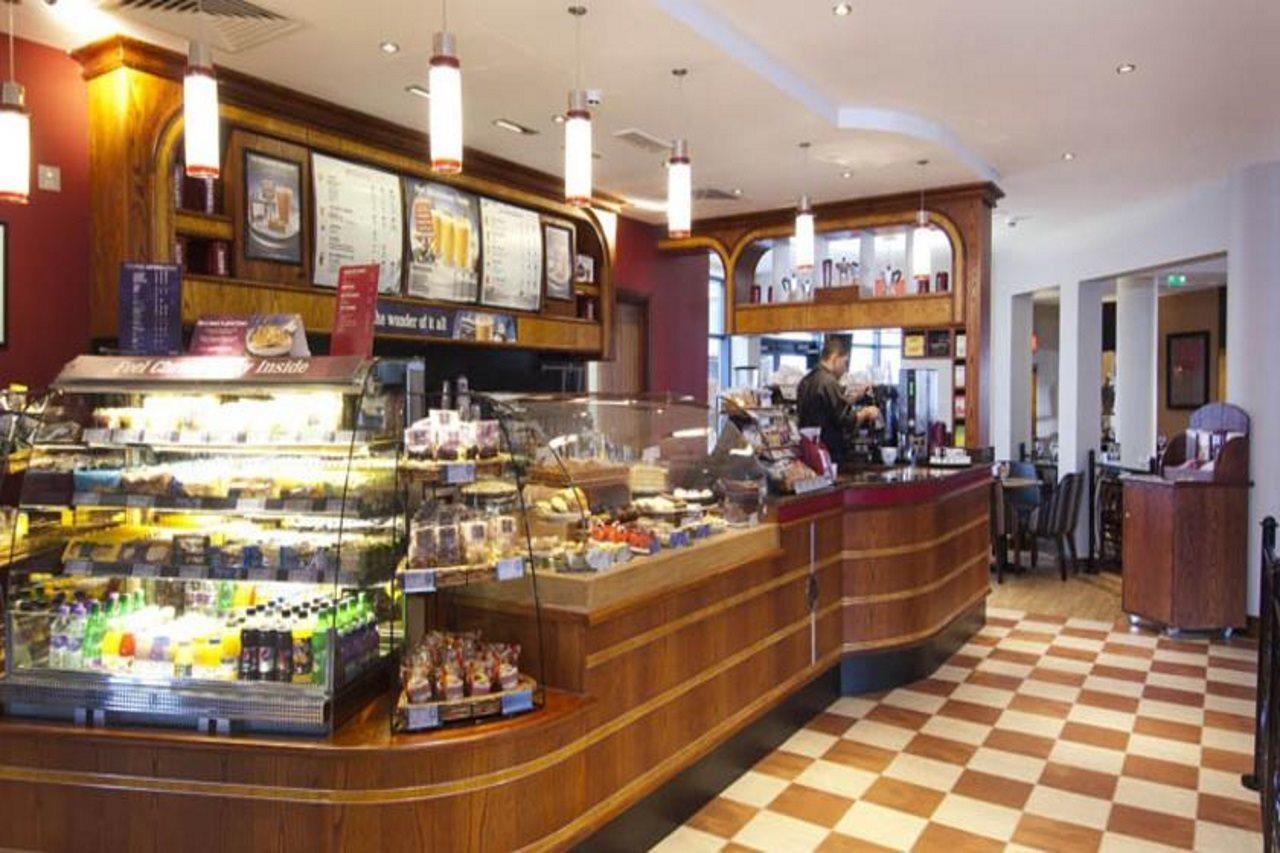 Premier Inn London Gatwick Airport - North Terminal Кролі Екстер'єр фото